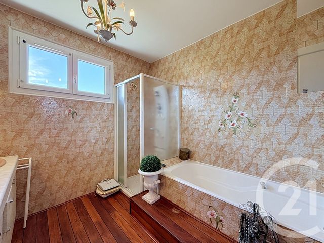 maison à vendre - 5 pièces - 140.0 m2 - COURNON D AUVERGNE - 63 - AUVERGNE - Century 21 Gervillié Immobilier