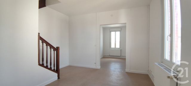 Appartement Duplex à louer - 3 pièces - 60.0 m2 - YZEURE - 03 - AUVERGNE - Century 21 Gervillié Immobilier