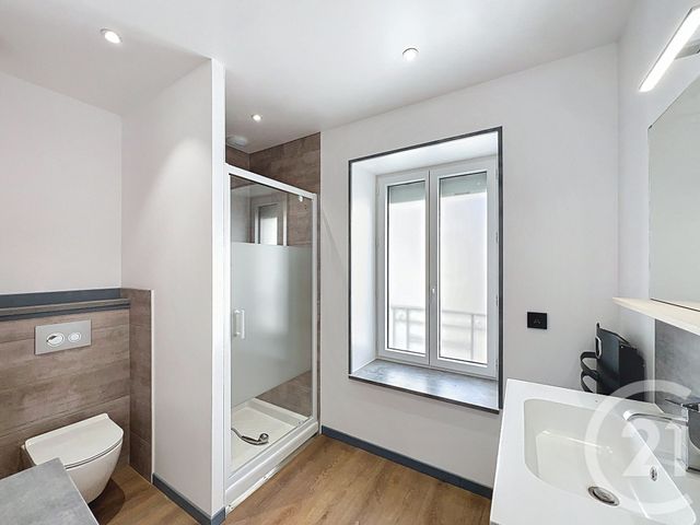 Appartement F2 à louer - 2 pièces - 42.91 m2 - LES MARTRES DE VEYRE - 63 - AUVERGNE - Century 21 Gervillié Immobilier