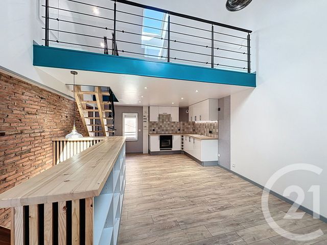 Appartement F2 bis à louer - 2 pièces - 52.65 m2 - LES MARTRES DE VEYRE - 63 - AUVERGNE - Century 21 Gervillié Immobilier