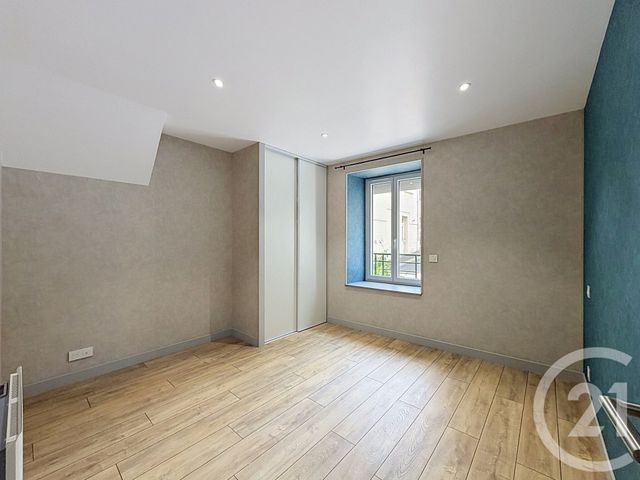 Appartement F2 à louer - 2 pièces - 40.52 m2 - LES MARTRES DE VEYRE - 63 - AUVERGNE - Century 21 Gervillié Immobilier