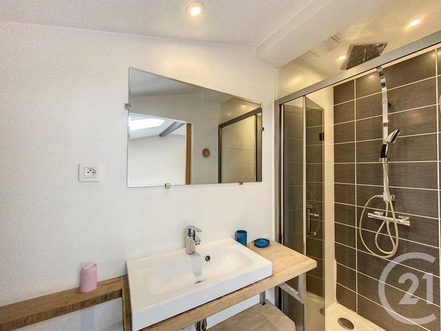 maison à louer - 2 pièces - 44.61 m2 - LE CENDRE - 63 - AUVERGNE - Century 21 Gervillié Immobilier