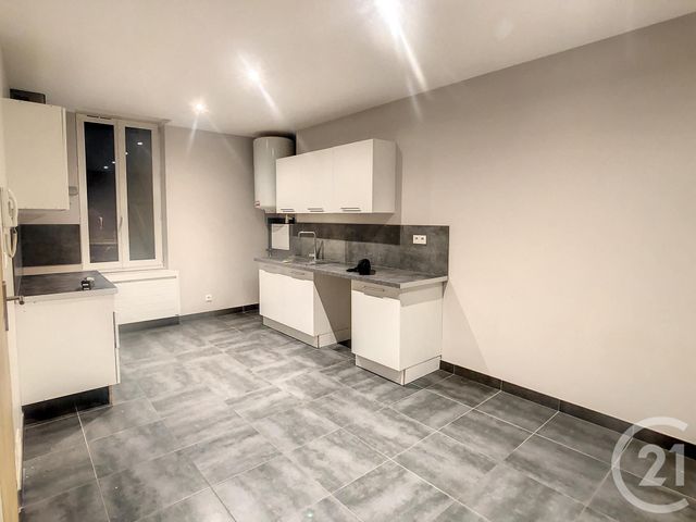 Appartement F2 à louer - 2 pièces - 32.5 m2 - MOULINS - 03 - AUVERGNE - Century 21 Gervillié Immobilier