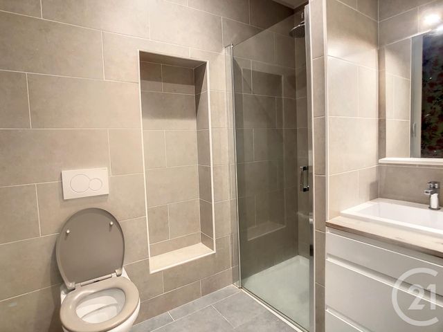 Appartement F2 à louer - 2 pièces - 32.5 m2 - MOULINS - 03 - AUVERGNE - Century 21 Gervillié Immobilier