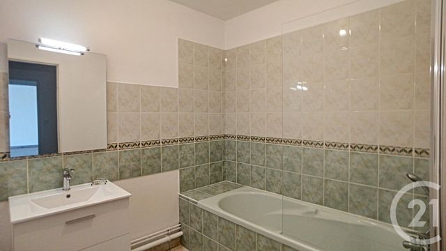 Appartement F2 à louer - 2 pièces - 53.97 m2 - COURNON D AUVERGNE - 63 - AUVERGNE - Century 21 Gervillié Immobilier