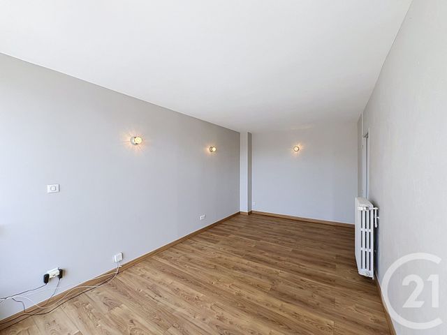 Appartement F3 à louer - 3 pièces - 63.0 m2 - COURNON D AUVERGNE - 63 - AUVERGNE - Century 21 Gervillié Immobilier