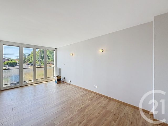 Appartement F3 à louer - 3 pièces - 63.0 m2 - COURNON D AUVERGNE - 63 - AUVERGNE - Century 21 Gervillié Immobilier