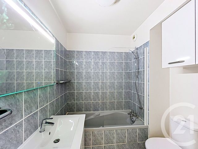 Appartement F1 à louer - 1 pièce - 22.76 m2 - COURNON D AUVERGNE - 63 - AUVERGNE - Century 21 Gervillié Immobilier