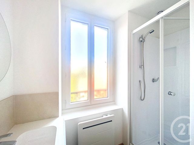 Appartement F2 à louer - 2 pièces - 40.19 m2 - DALLET - 63 - AUVERGNE - Century 21 Gervillié Immobilier
