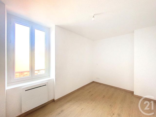 Appartement F2 à louer - 2 pièces - 40.19 m2 - DALLET - 63 - AUVERGNE - Century 21 Gervillié Immobilier