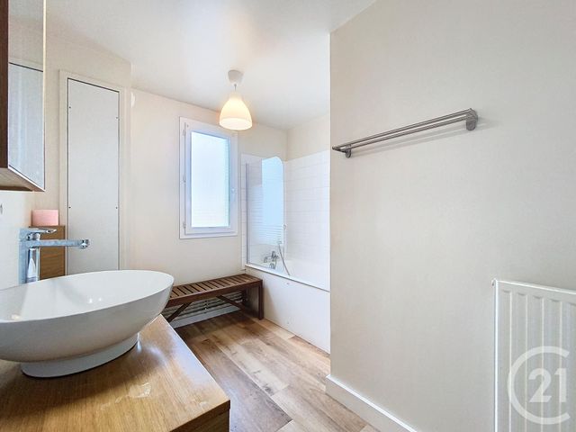 Appartement F2 à louer - 2 pièces - 47.18 m2 - CLERMONT FERRAND - 63 - AUVERGNE - Century 21 Gervillié Immobilier