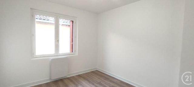 maison à louer - 3 pièces - 54.69 m2 - AULNAT - 63 - AUVERGNE - Century 21 Gervillié Immobilier