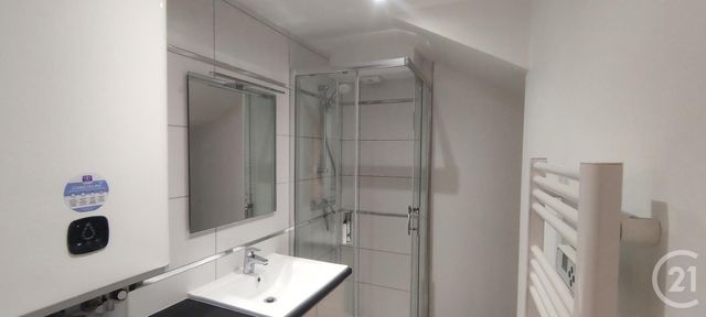 maison à louer - 3 pièces - 54.69 m2 - AULNAT - 63 - AUVERGNE - Century 21 Gervillié Immobilier