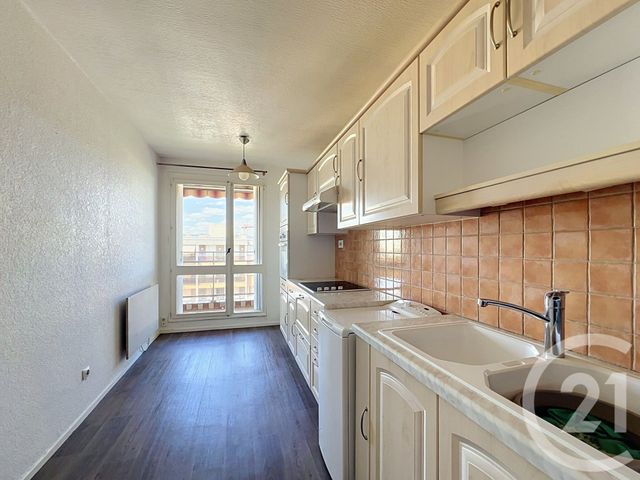 Appartement F4 à vendre - 4 pièces - 76.56 m2 - COURNON D AUVERGNE - 63 - AUVERGNE - Century 21 Gervillié Immobilier