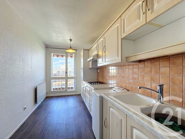 Appartement F4 à vendre - 4 pièces - 76.56 m2 - COURNON D AUVERGNE - 63 - AUVERGNE - Century 21 Gervillié Immobilier