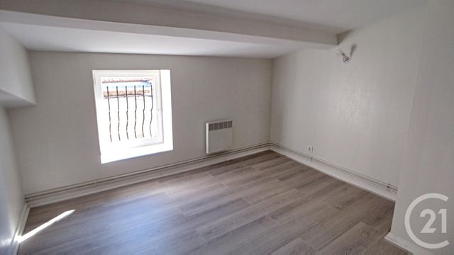 Appartement F4 à louer - 5 pièces - 62.14 m2 - LA ROCHE BLANCHE - 63 - AUVERGNE - Century 21 Gervillié Immobilier