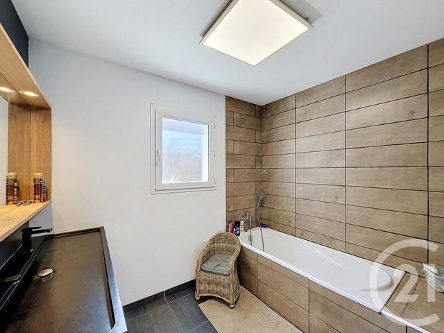maison à vendre - 5 pièces - 87.18 m2 - ST GEORGES SUR ALLIER - 63 - AUVERGNE - Century 21 Gervillié Immobilier