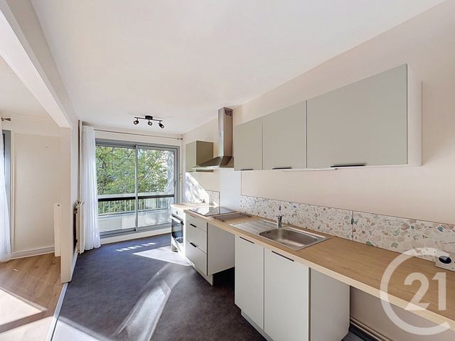Appartement F4 à louer - 4 pièces - 94.61 m2 - COURNON D AUVERGNE - 63 - AUVERGNE - Century 21 Gervillié Immobilier