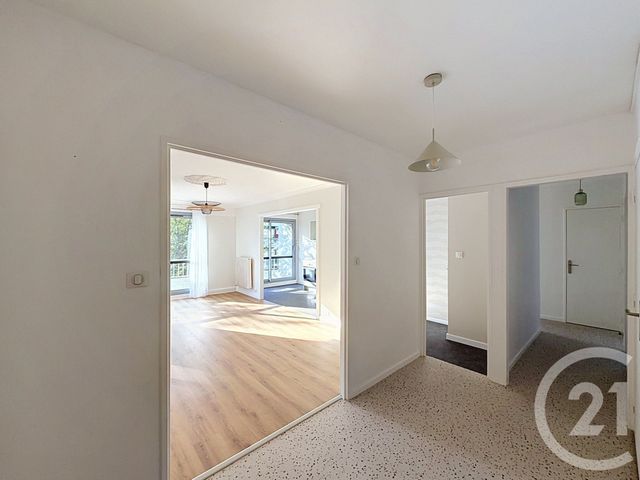 Appartement F4 à louer - 4 pièces - 94.61 m2 - COURNON D AUVERGNE - 63 - AUVERGNE - Century 21 Gervillié Immobilier