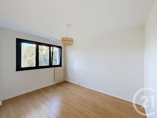 Appartement F4 à louer - 4 pièces - 94.61 m2 - COURNON D AUVERGNE - 63 - AUVERGNE - Century 21 Gervillié Immobilier