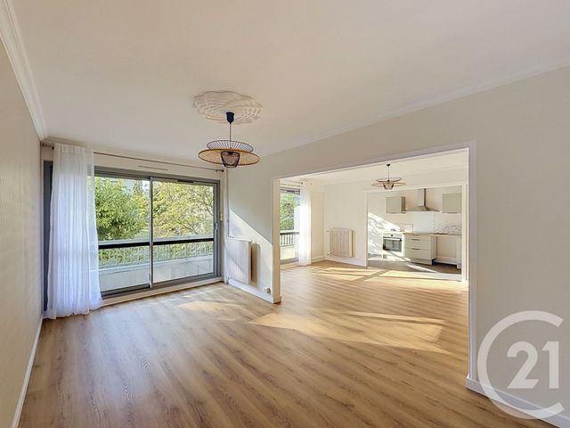 Appartement F4 à louer - 4 pièces - 94.61 m2 - COURNON D AUVERGNE - 63 - AUVERGNE - Century 21 Gervillié Immobilier