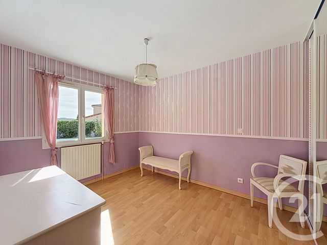 maison à vendre - 6 pièces - 121.71 m2 - ST BONNET LES ALLIER - 63 - AUVERGNE - Century 21 Gervillié Immobilier