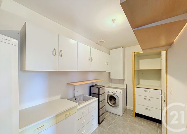 maison à vendre - 5 pièces - 94.48 m2 - PERIGNAT SUR ALLIER - 63 - AUVERGNE - Century 21 Gervillié Immobilier