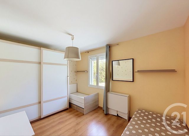 maison à vendre - 5 pièces - 94.48 m2 - PERIGNAT SUR ALLIER - 63 - AUVERGNE - Century 21 Gervillié Immobilier
