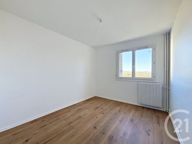Appartement F3 à vendre - 3 pièces - 63.13 m2 - COURNON D AUVERGNE - 63 - AUVERGNE - Century 21 Gervillié Immobilier