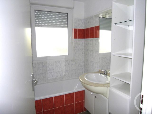Appartement F3 à louer - 3 pièces - 65.19 m2 - COURNON D AUVERGNE - 63 - AUVERGNE - Century 21 Gervillié Immobilier